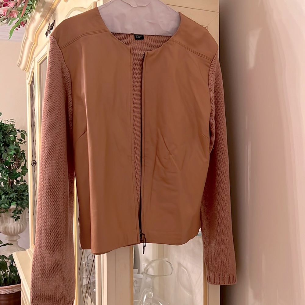 Maurice Sasson front zipped sweater jacket